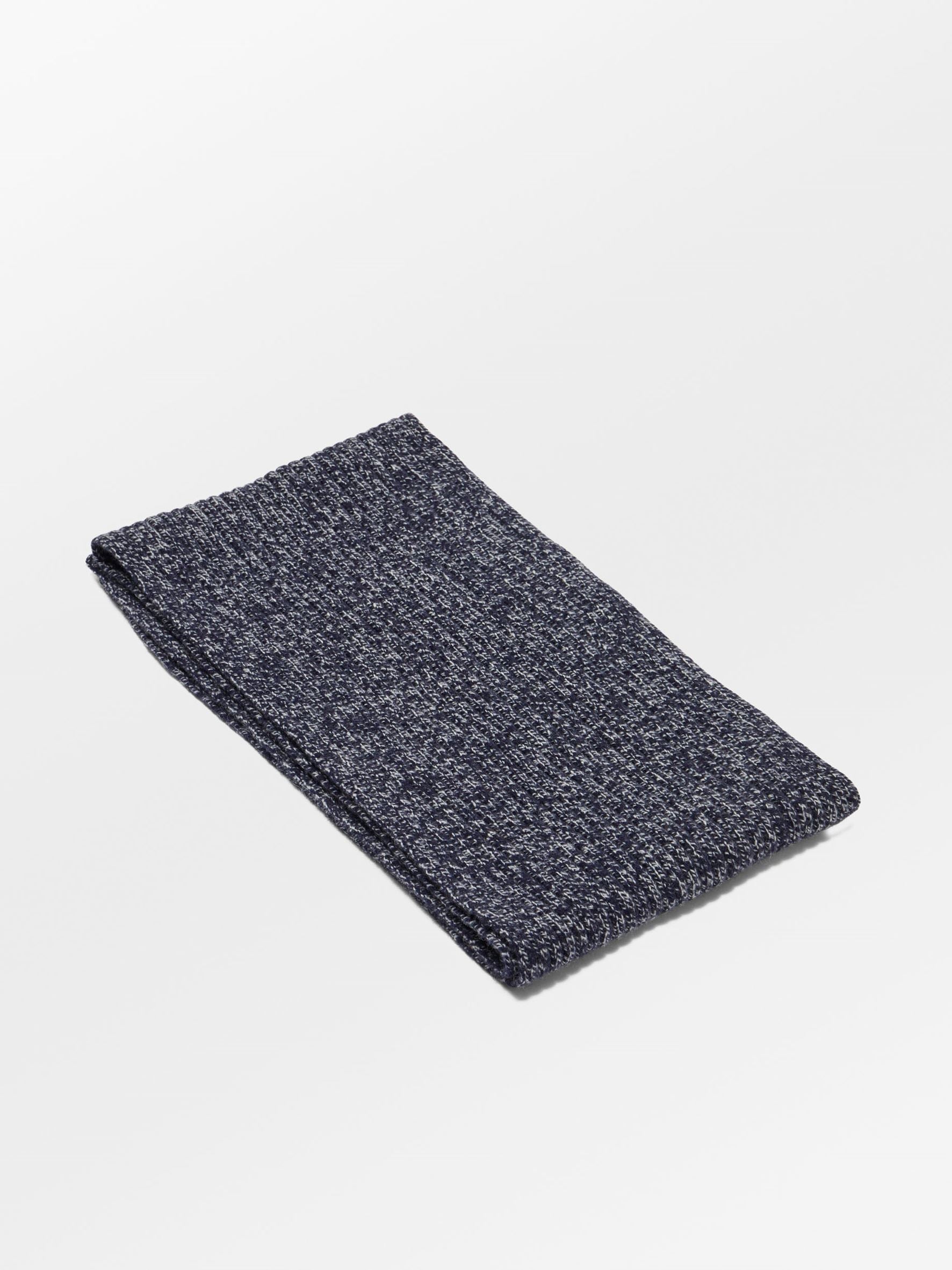 Cashrino Twisted Scarf OneSize Becksöndergaard.dk