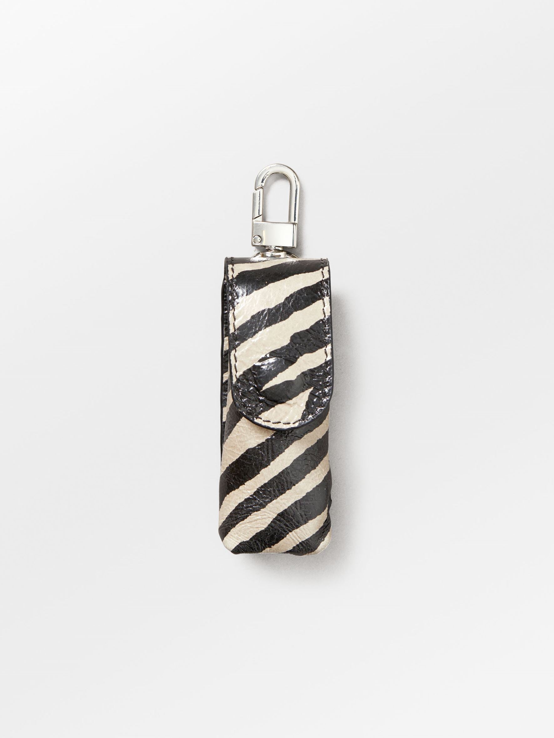 Zelora Lipstick Bag Charm OneSize Becksöndergaard.dk