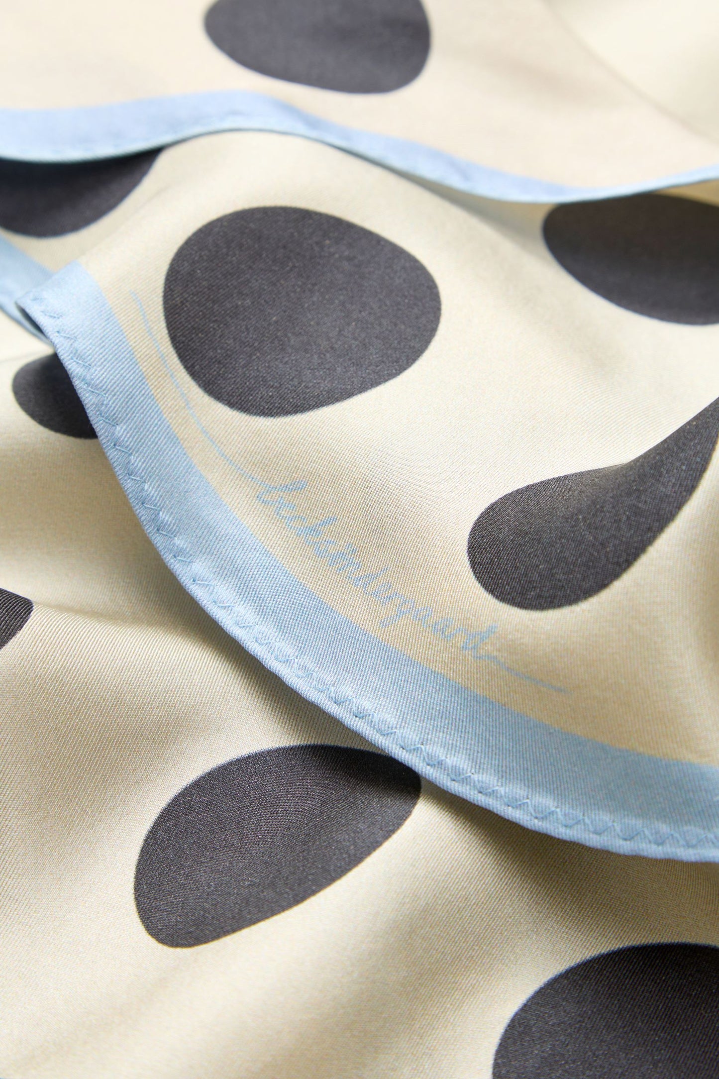 Maxi Polka Triangle Sia Scarf OneSize Becksöndergaard.dk