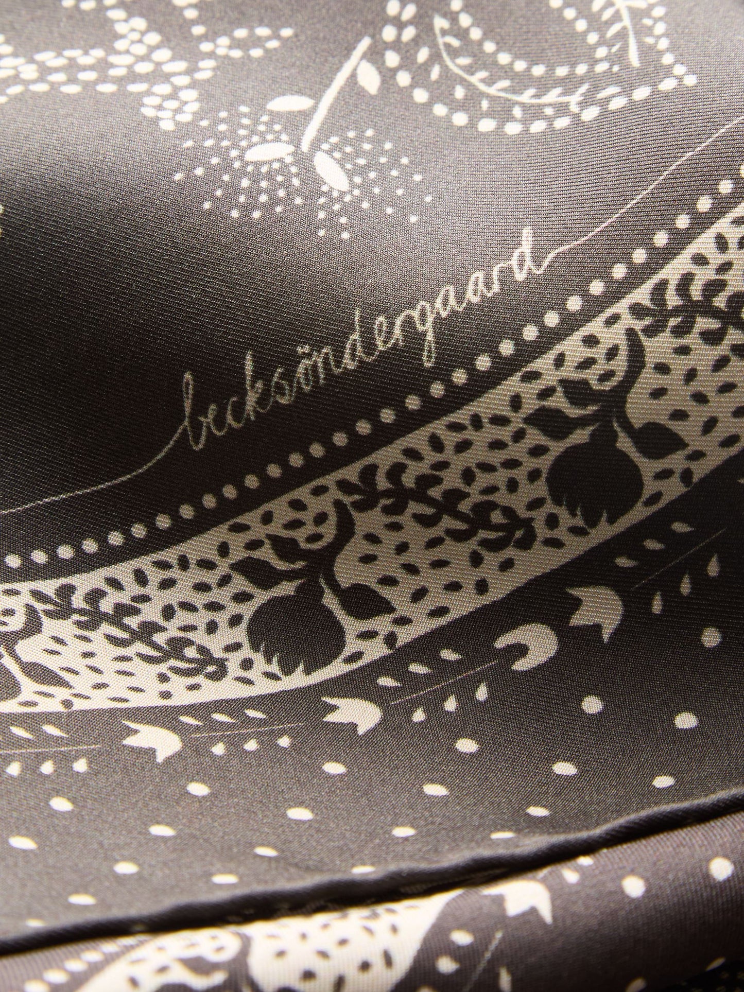 Dotted Flora Sia Scarf OneSize Becksöndergaard.dk